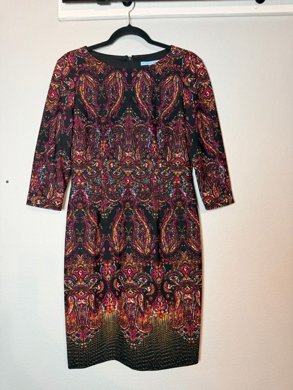Antonio Melani Paisley Print Boho Sheath Dress Size 8 Black Pink Knee Length
